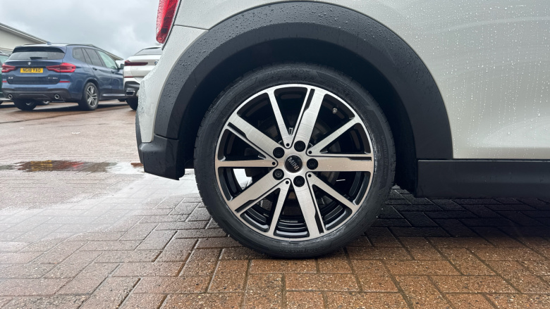 MINI Hatchback 1.5 Cooper Classic 3dr Auto Petrol Hatchback